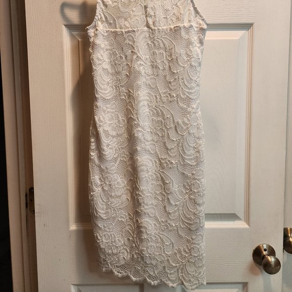 White Dress - Picture 2 of 3